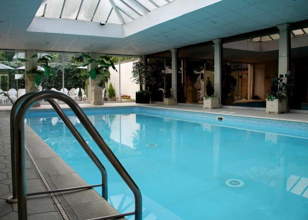 Lydiard Park Hotel & Conference Centre Суиндън Екстериор снимка
